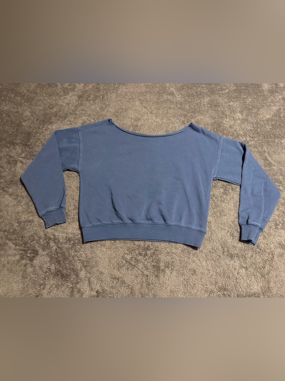 NWT Fabletics Medium Indigo Blue Long Sleeve Off the Shoulders Crop Sweatshirt